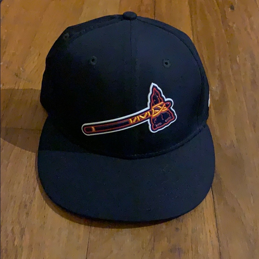 Navy blue atlanta braves MLB hat tomahawk